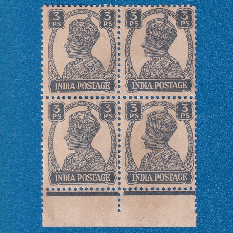 POSTAGE STAMP ~ BHARAT ( BRITISH INDIA ) ~ 1941 ~ 3 PIES ~ KING GEORGE VI ~ RARE BLOCK OF 4 STAMPS